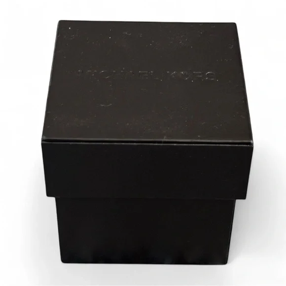 Michael Kors MK-5391 White Ceramic Chronograph Women’s Watch Crystal Bezel - Picture 8 of 11